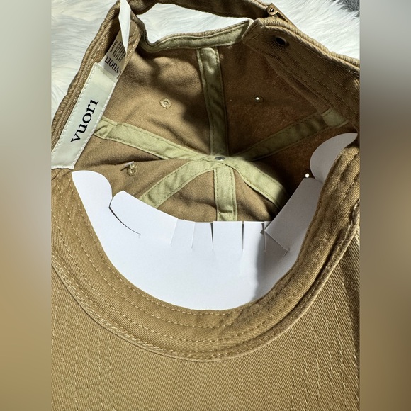 NWT Vuori Hat Adjustable Strap Baseball Camel V8027 Weathered Camel Color - Picture 4 of 5